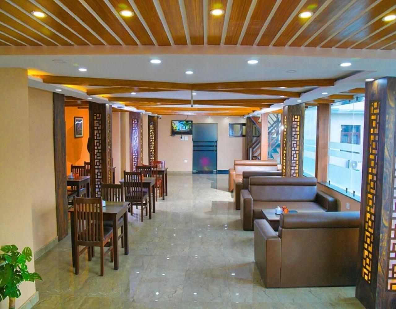 Hotel Linda Suites Near International Airport By La Casa New Delhi Exterior photo
